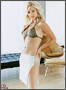Elisha Cuthbert - Ad445.Jpg