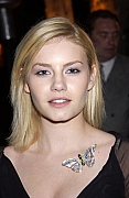 Elisha Cuthbert 056.JPG